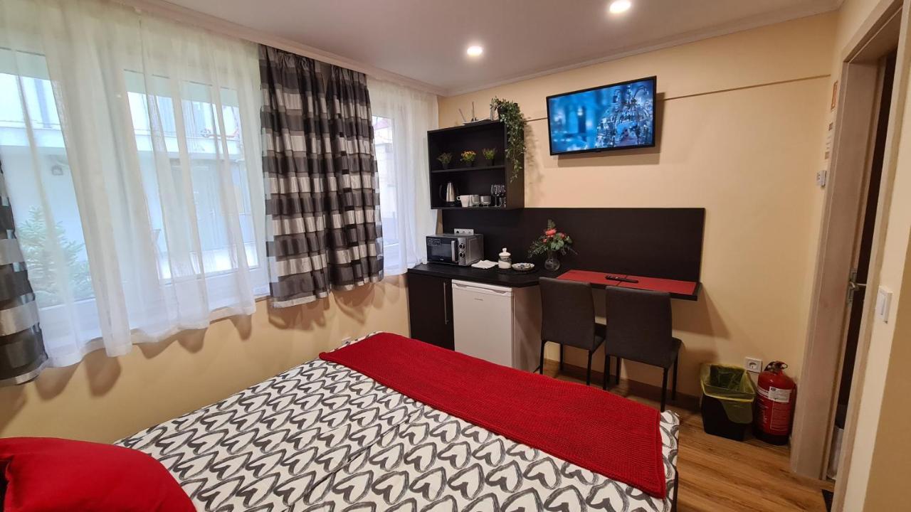 Lucsony Apartman Mosonmagyaróvár エクステリア 写真