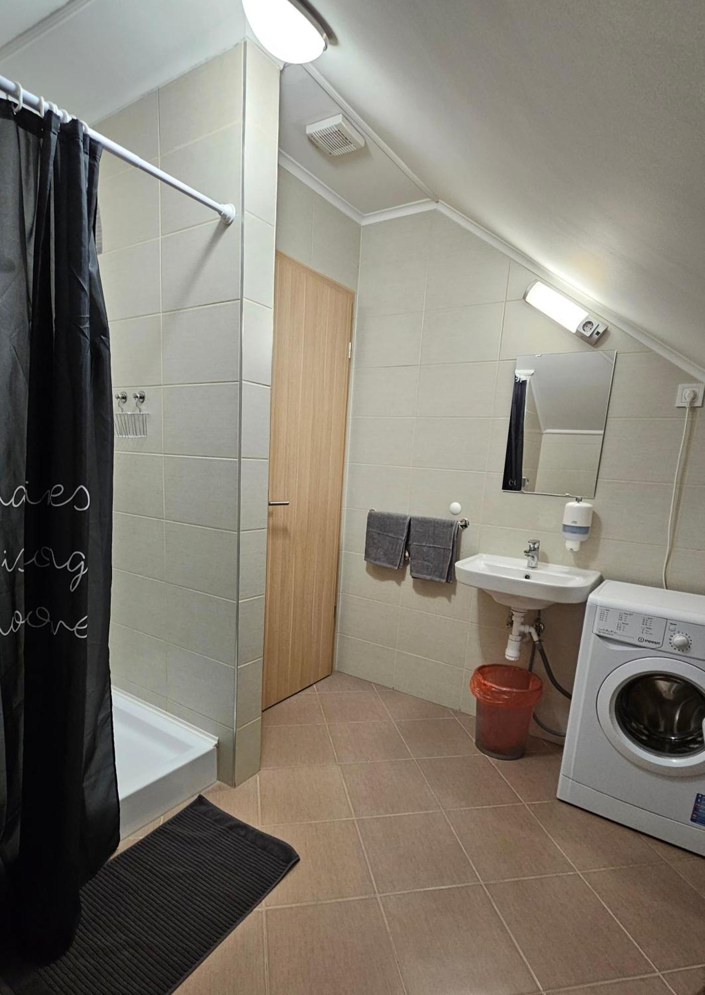 Lucsony Apartman Mosonmagyaróvár エクステリア 写真